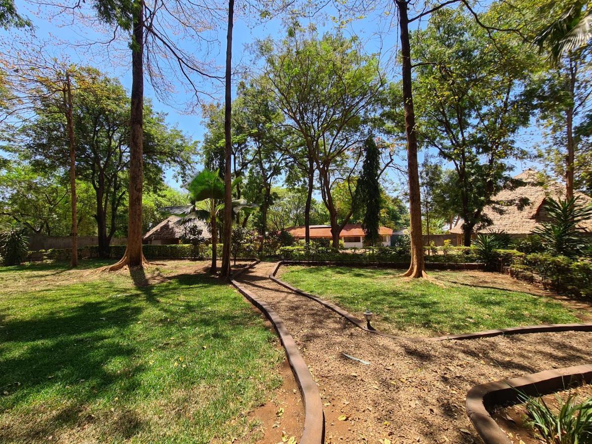 Honey Badger Lodge Моші Екстер'єр фото